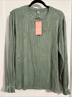 Regai Textured Sage Green Long Sleeve Top